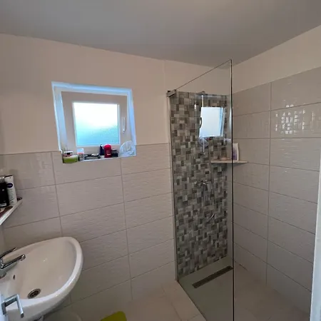 Old And Cute Renovated House 100m From The Sea Trogir